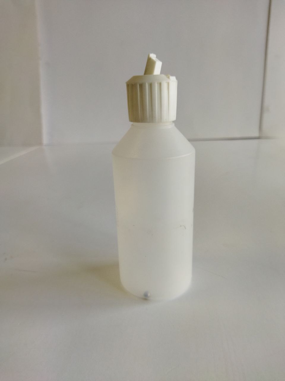 GARRAFA PLÁSTICA P_PINTURA 250ML